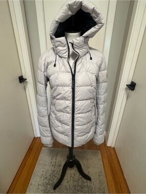 NWT Canada Goose Abbott Hoody Puffer Jacket XL Silverbirch